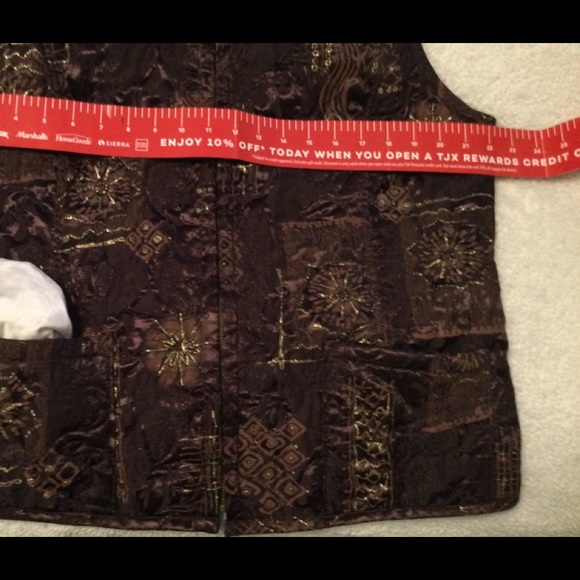 NWOT. Chico’s Reversible Quilted Vest, Dark Plum, XL. - Picture 3 of 9